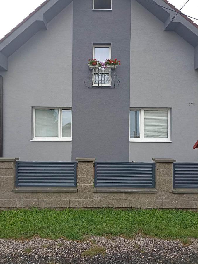 Ubytovanie Tri Sestry Hrabušice Buitenkant foto